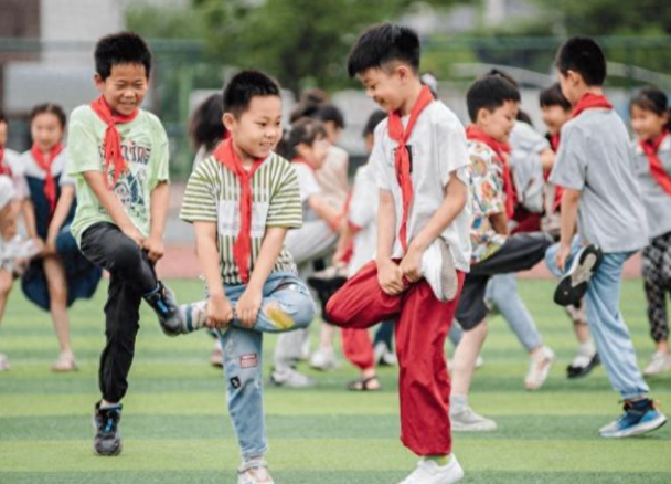 痛痛快快玩一瞬间这五分钟更是一种教育